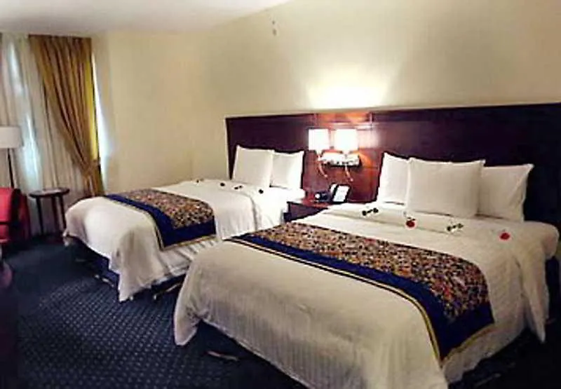 Hodelpa Garden Court Hotel Santiago De Los Caballeros 4*,