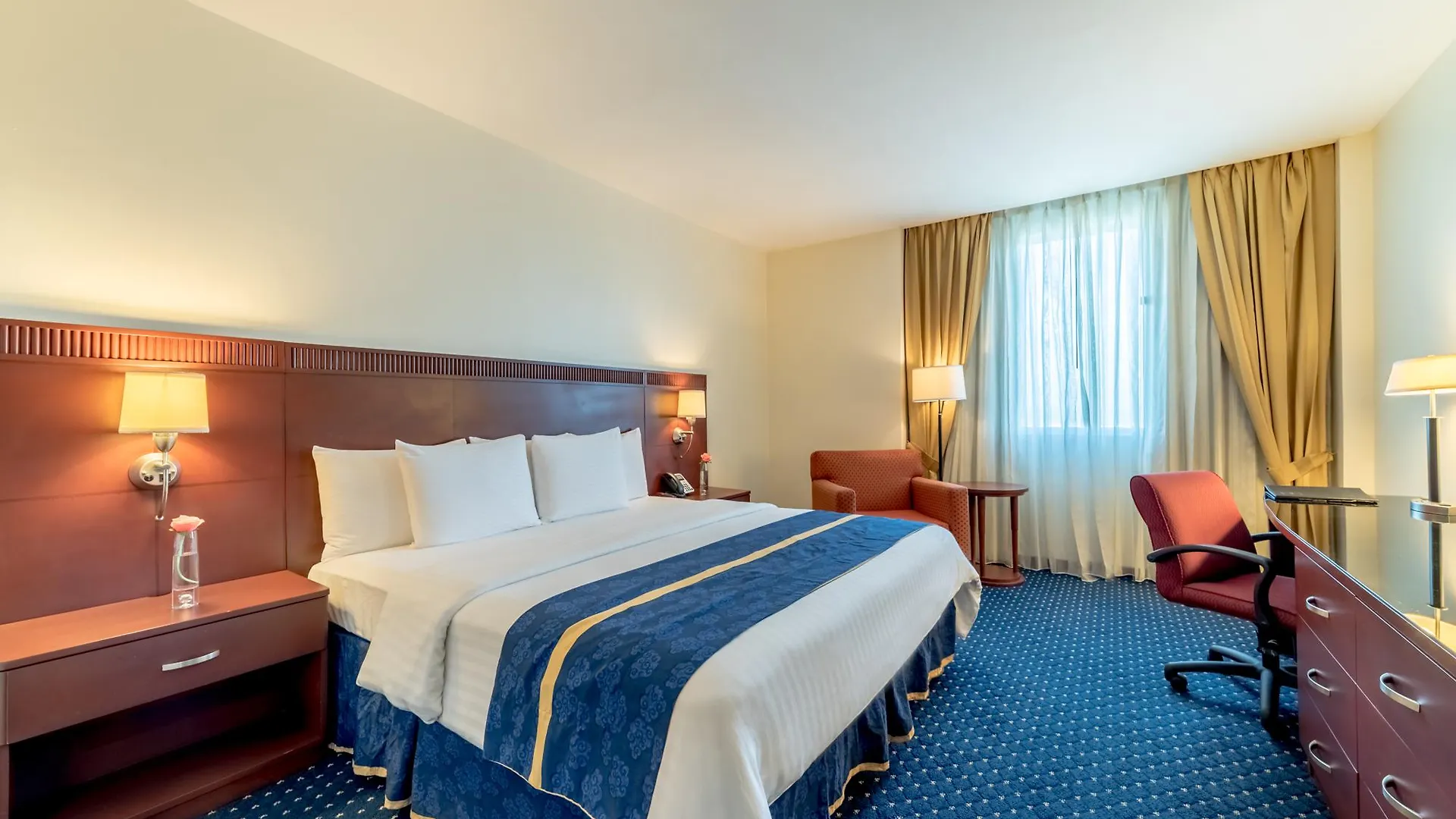 Hodelpa Garden Court Hotel Santiago De Los Caballeros